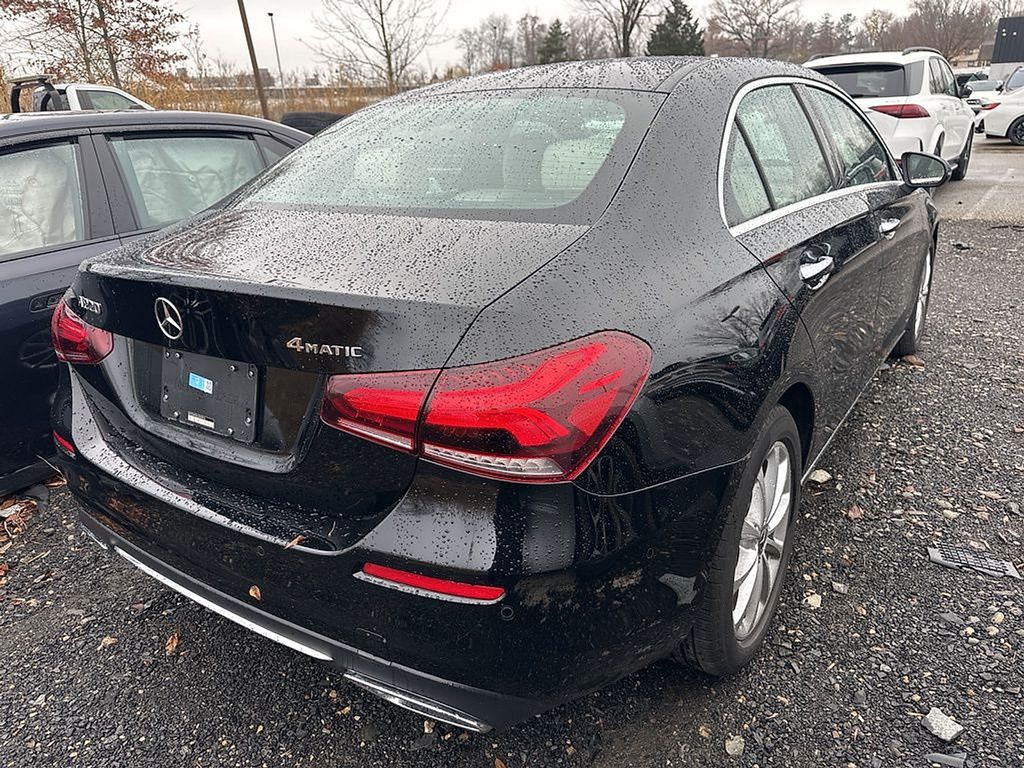 2020 Mercedes Benz A 220 4MATIC photo 3