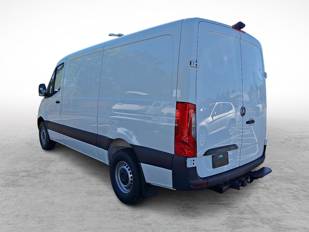 New 2026 Mercedes-Benz Sprinter 2500 Standard Roof 4-Cyl Diesel