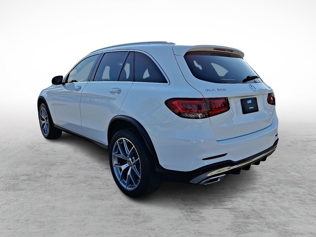 2022 Mercedes Benz GLC 300 4MATIC photo 4