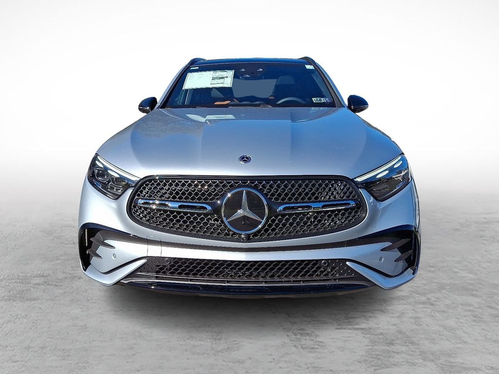 2026 Mercedes Benz GLC 300 4MATIC photo 2