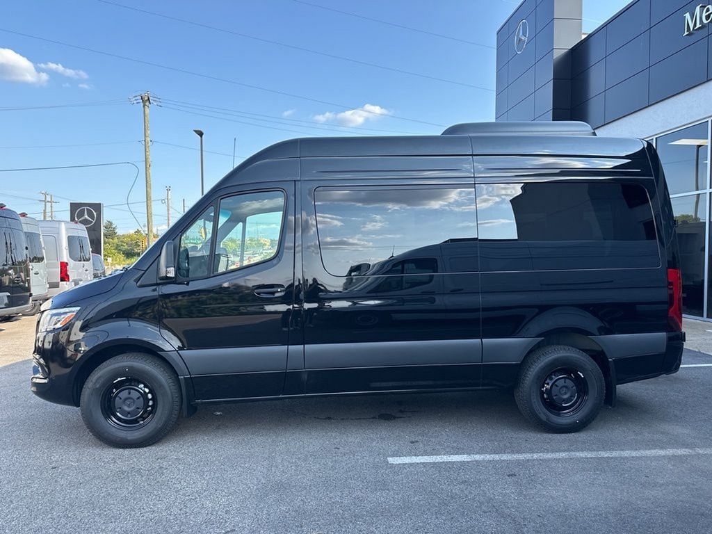 New 2024 Mercedes-Benz Sprinter 2500 Standard Roof 4-Cyl Diesel Van