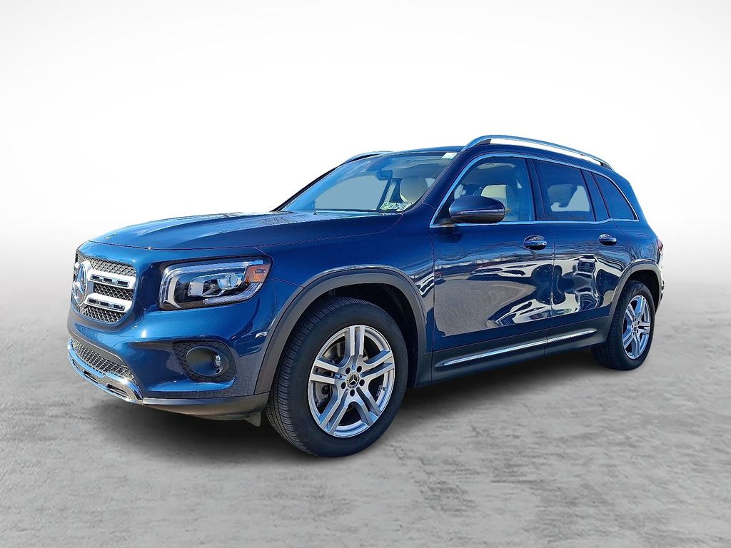 2022 Mercedes Benz GLB 250 4MATIC photo 2