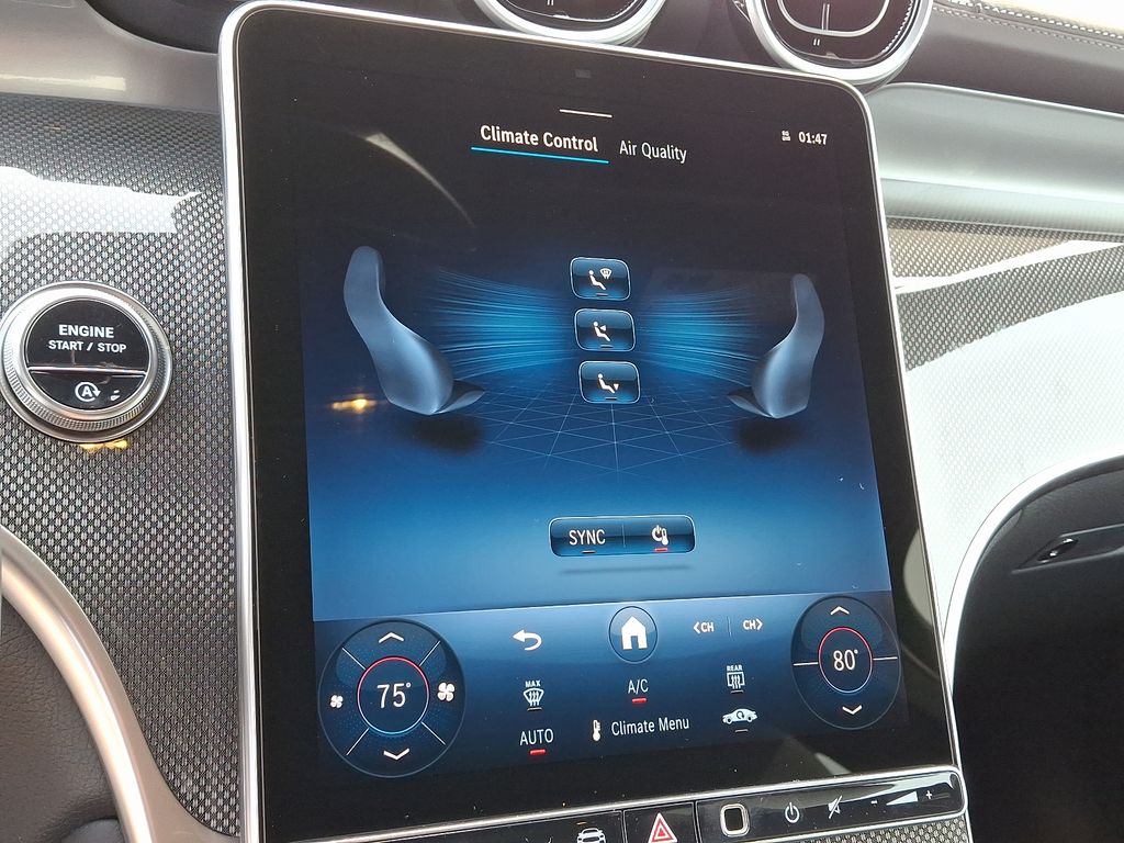 2025 Mercedes-Benz GLC AMG GLC43 - Photo 12