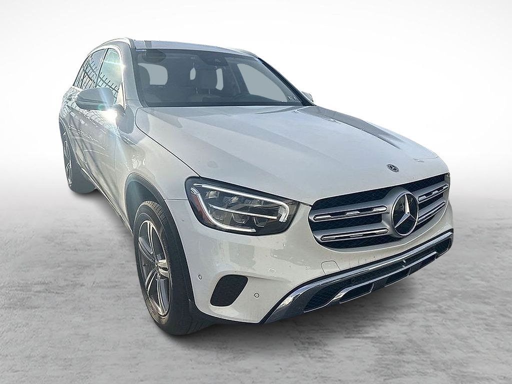 2022 Mercedes-Benz GLC GLC300's photo