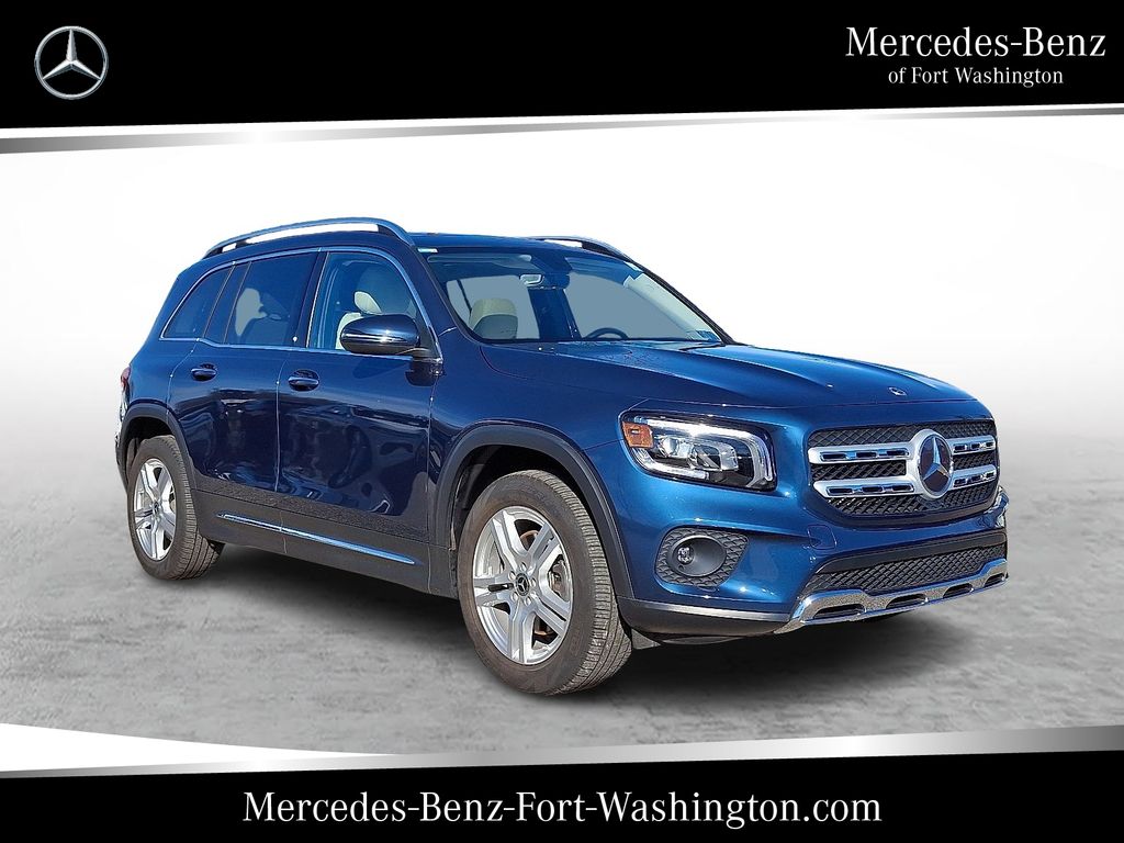 2022 Mercedes-Benz GLB Base's photo