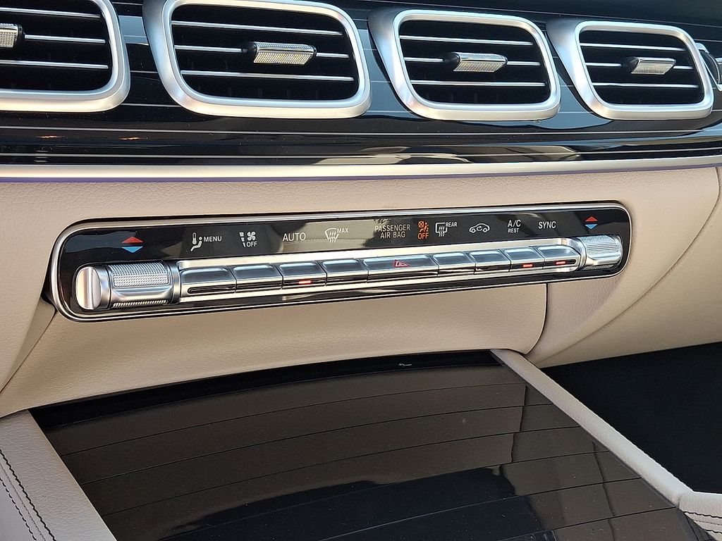 2026 Mercedes-Benz GLE GLE450 - Photo 16