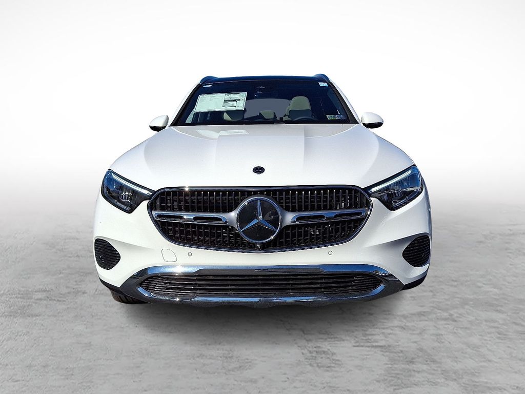 2026 Mercedes Benz GLC 300 4MATIC photo 2
