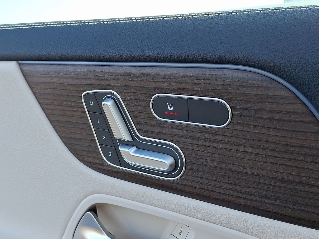 2026 Mercedes-Benz GLA GLA 250 - Photo 19