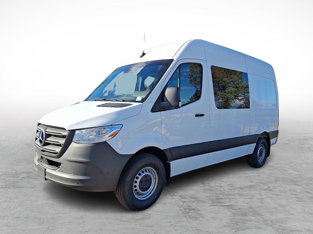 New 2025 Mercedes-Benz Sprinter 2500 Standard Roof 4-Cyl Diesel HO Van Crew Van