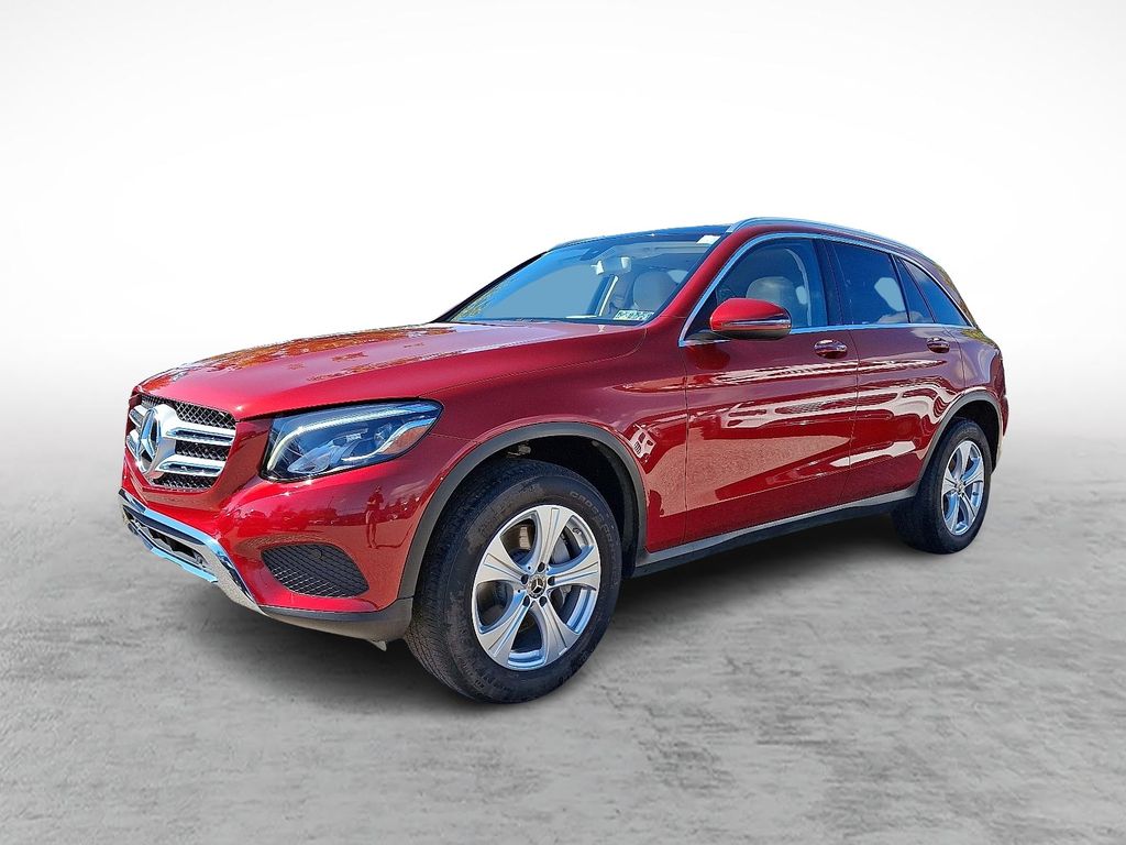 2018 Mercedes Benz GLC 300 photo 2