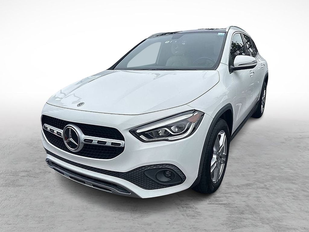 2022 Mercedes Benz GLA 250 4MATIC photo 3