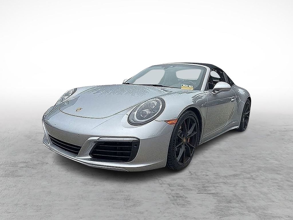 2019 Porsche 911 Targa 4 GTS photo 3