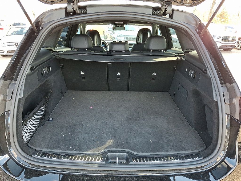 2025 Mercedes-Benz GLC Base - Photo 27