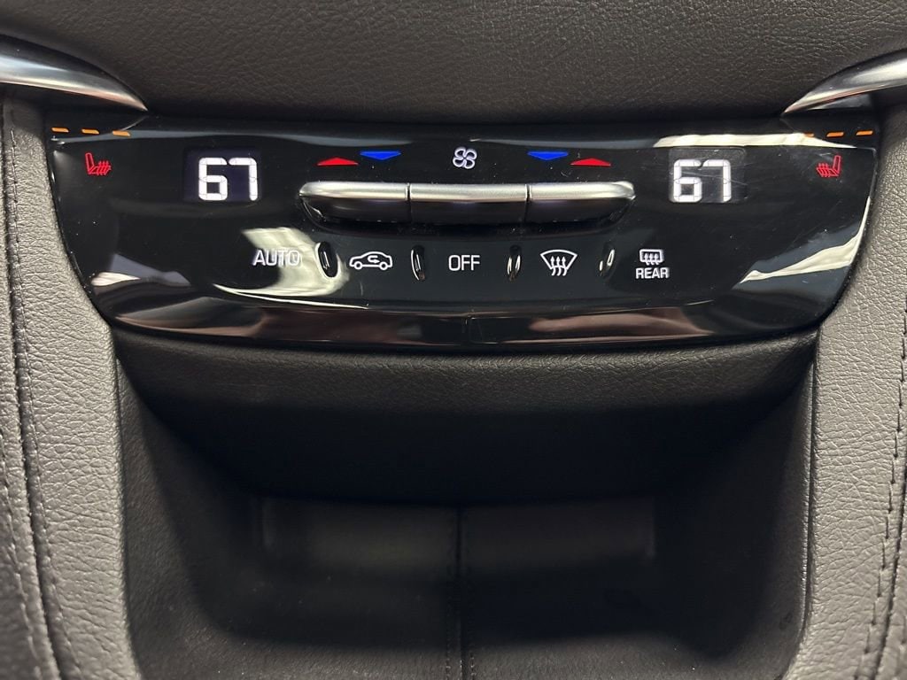 2025 Cadillac XT5 Premium Luxury - Photo 35