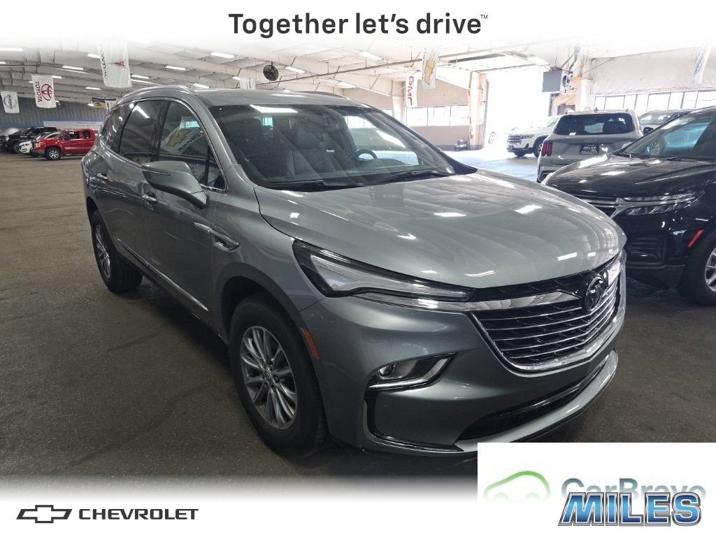 2024 Buick Enclave Essence's photo