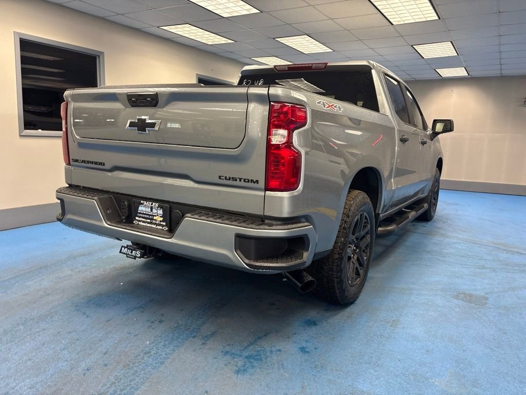 New 2026 Chevrolet Silverado 1500 Custom Truck Crew Cab