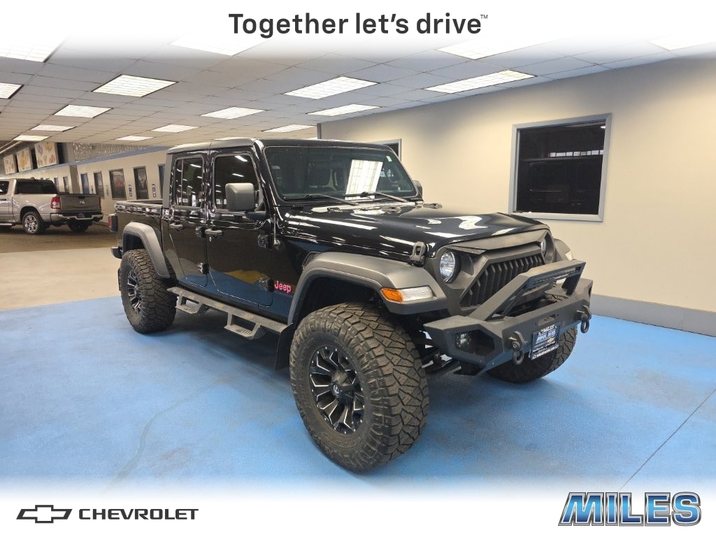 Black 2020 Jeep Gladiator Pickup Truck Four-Wheel Drive Automatic