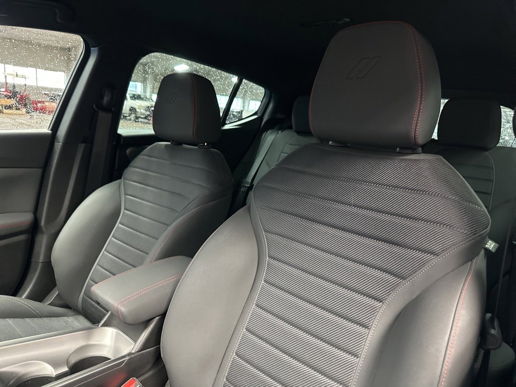 2024 Dodge Hornet R/T photo 4