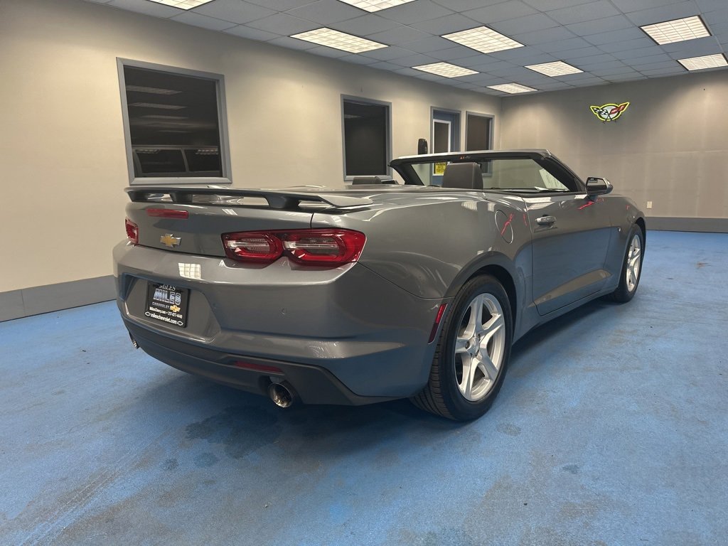 2020 Chevrolet Camaro 3LT photo 2