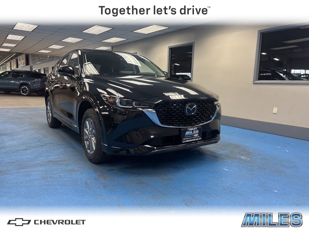 2025 Mazda CX-5 S Preferred package Auto AWD's photo
