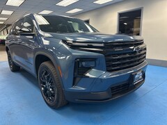 2025 Chevrolet Traverse LT SUV