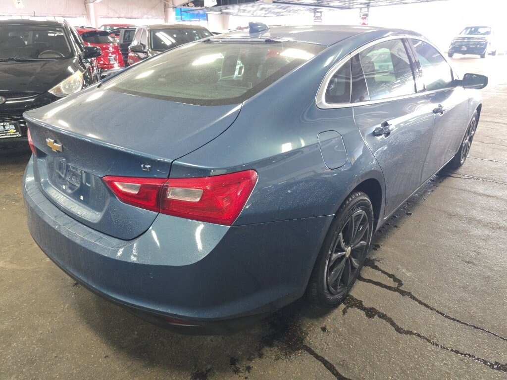 Used 2025 Chevrolet Malibu 1LT Sedan