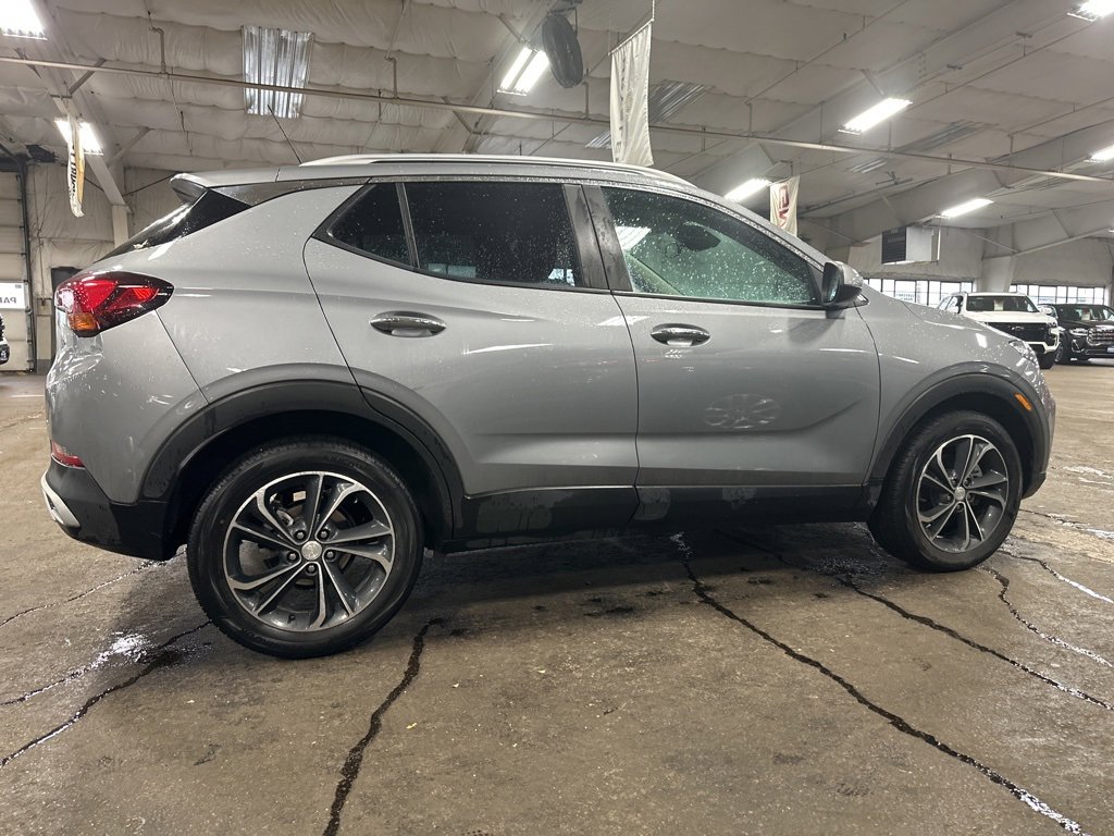2023 Buick Encore GX Select photo 2