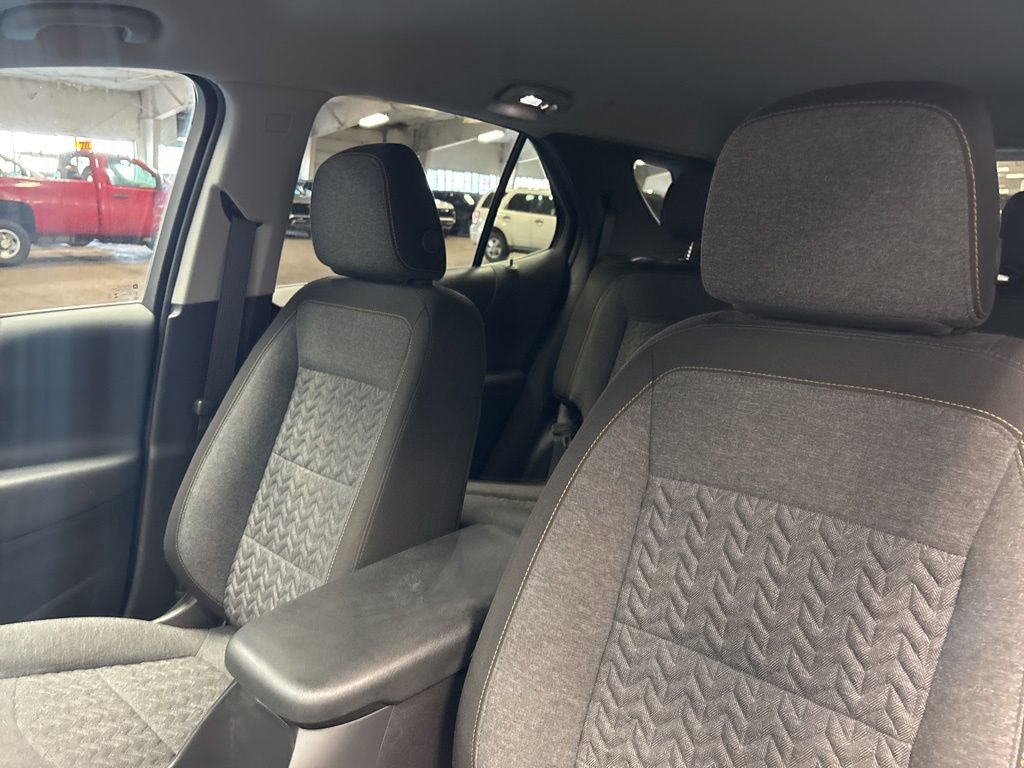 2024 Chevrolet Equinox LT - Photo 17