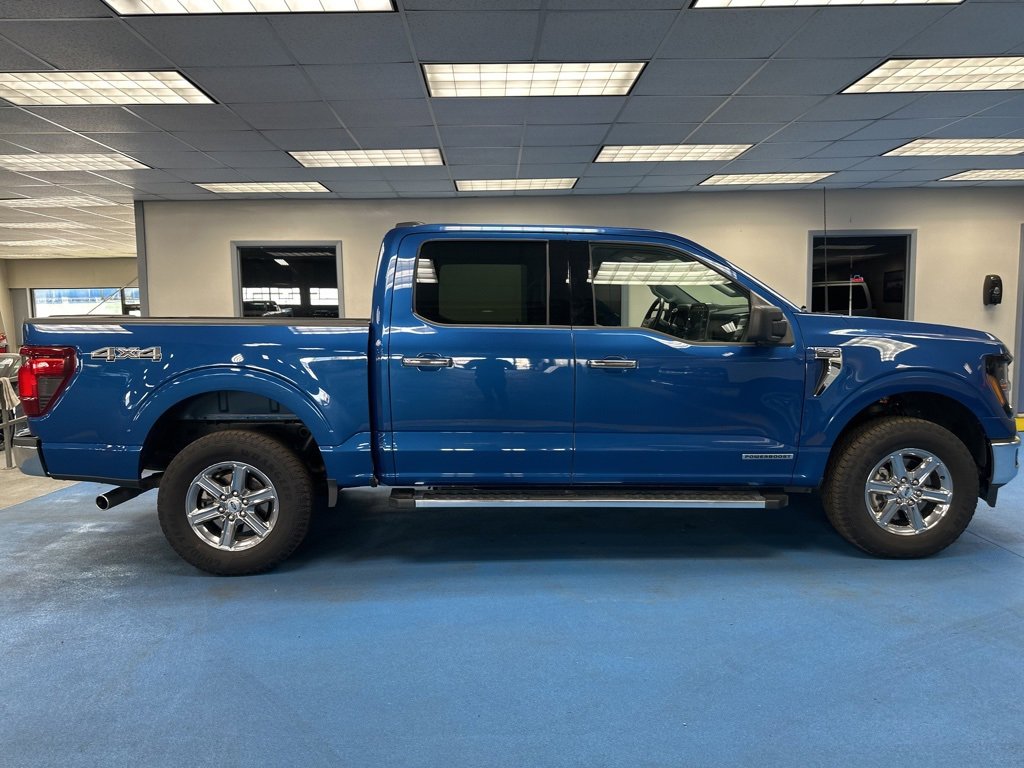 2024 Ford F-150 XLT photo 3