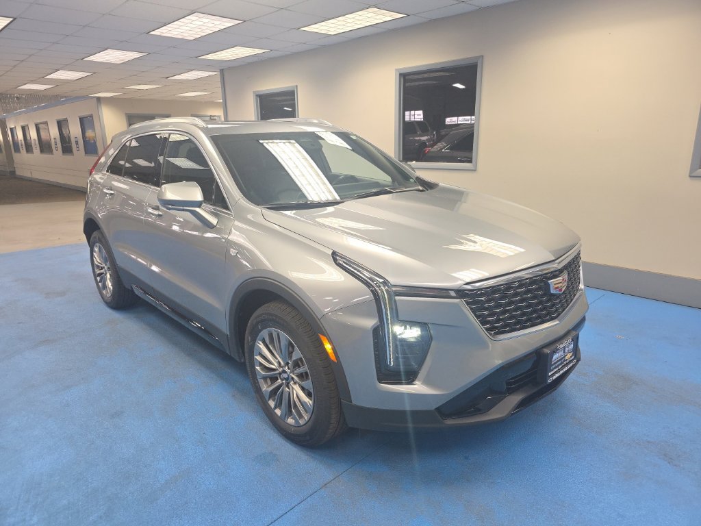 2025 CADILLAC XT4 Premium Luxury SUV