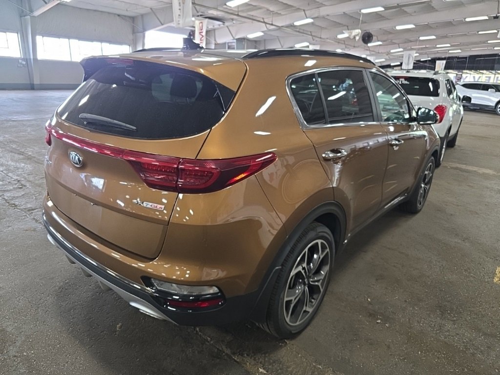 2021 Kia Sportage SX Turbo photo 3