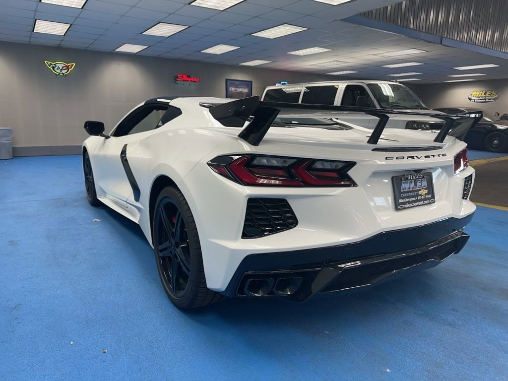 2026 Chevrolet Corvette 2LT - Photo 8