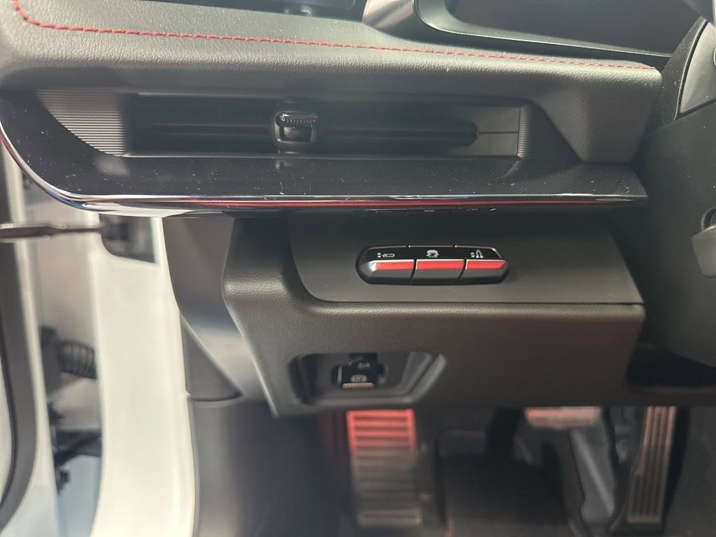 2026 Chevrolet Corvette 2LT - Photo 22