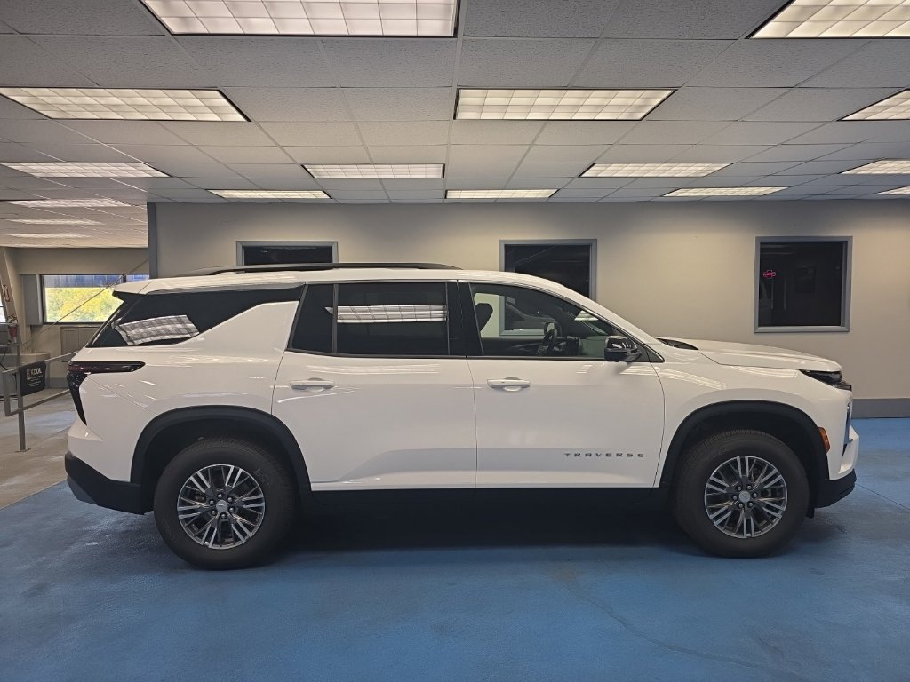 New 2027 Chevrolet Traverse LT SUV