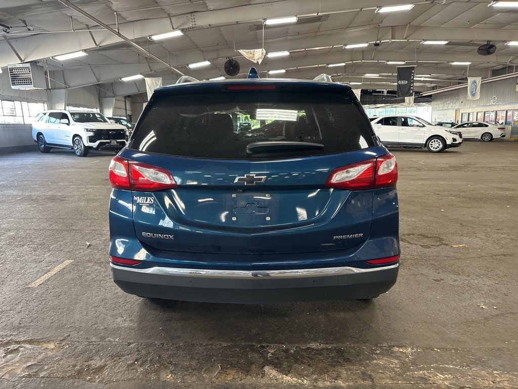 2020 Chevrolet Equinox Premier photo 3