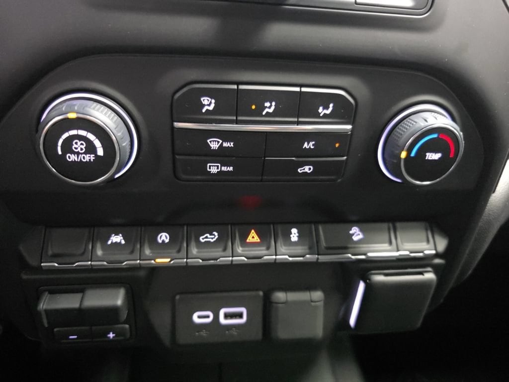 2023 Chevrolet Silverado 1500 Custom - Photo 26