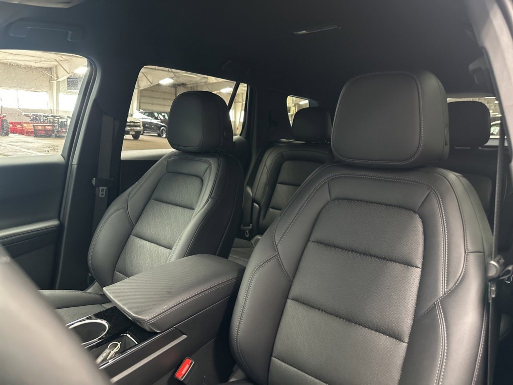 2026 Chevrolet Equinox LT photo 4