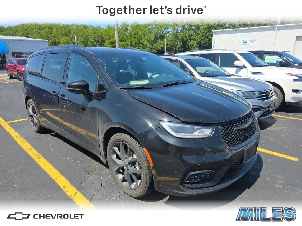 2025 Chrysler Pacifica