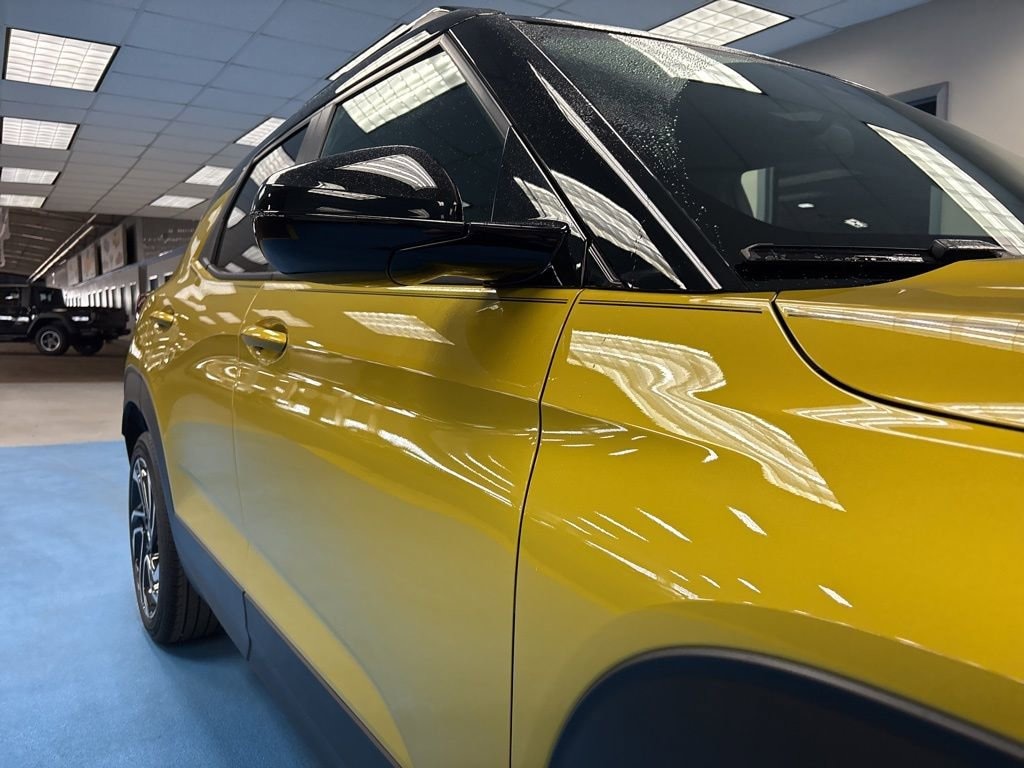 Used 2025 Chevrolet Trailblazer RS SUV