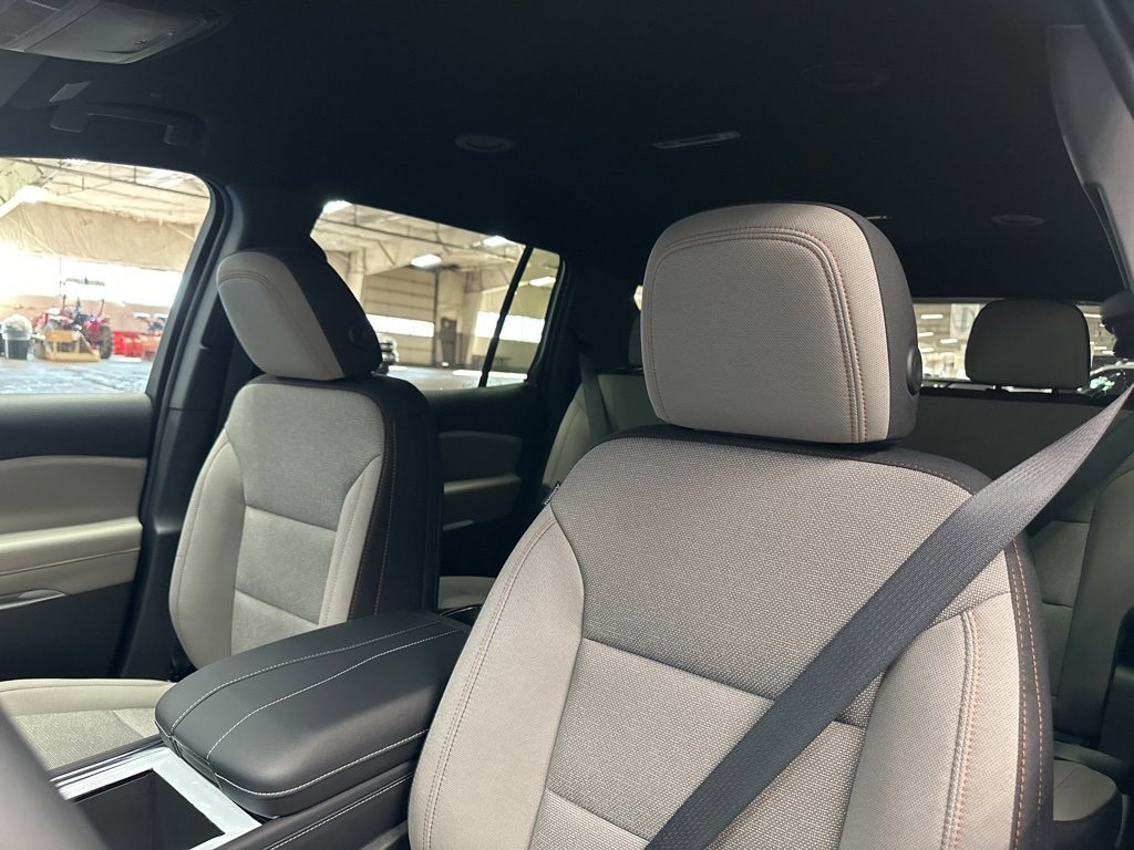 New 2026 Chevrolet Traverse LT SUV