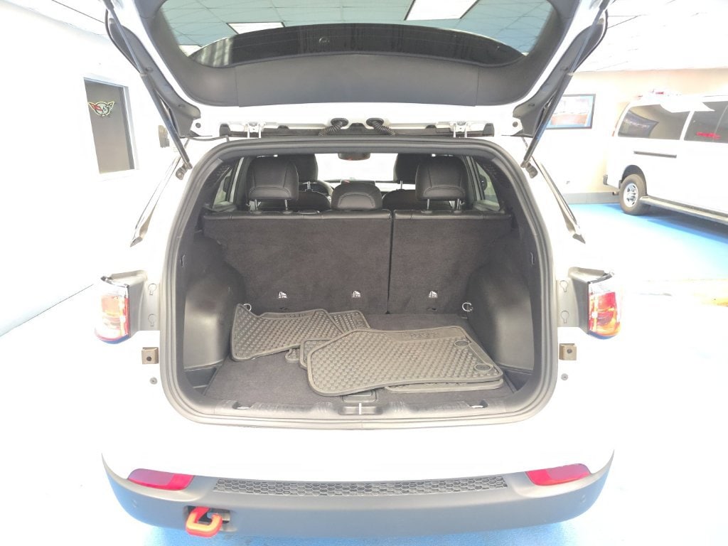 2025 Jeep Compass Trailhawk - Photo 12