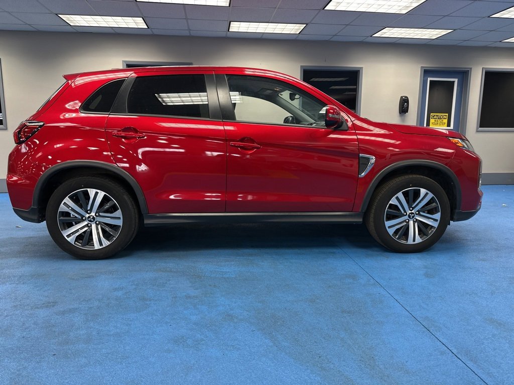 2024 Mitsubishi Outlander Sport S photo 2