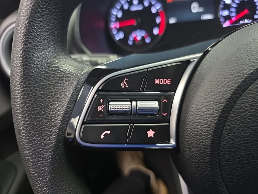 2024 Kia Forte LXS - Photo 26