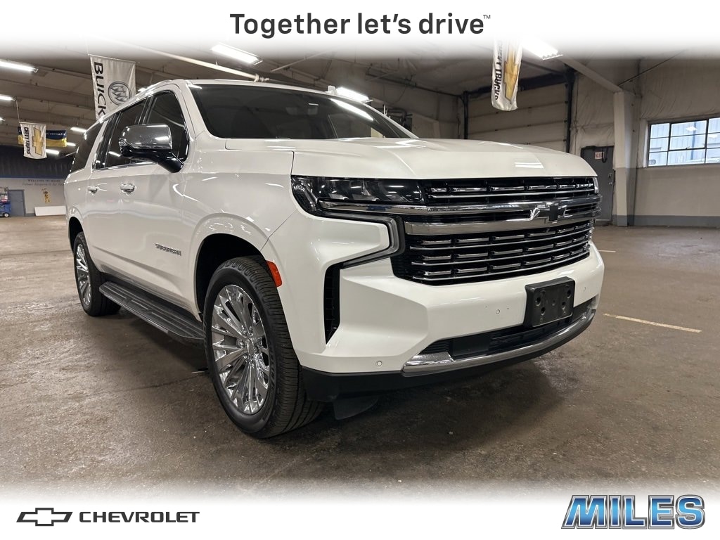2021 Chevrolet Suburban Premier's photo