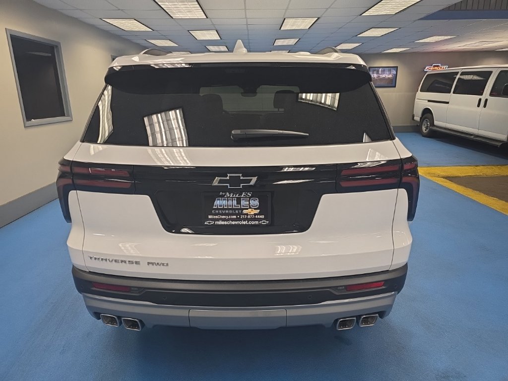 New 2027 Chevrolet Traverse LT SUV