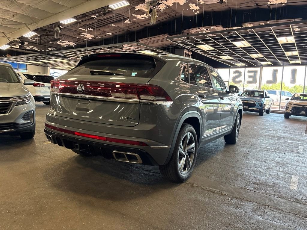 Used 2024 Volkswagen Atlas Cross Sport 2.0T SEL R-Line SUV