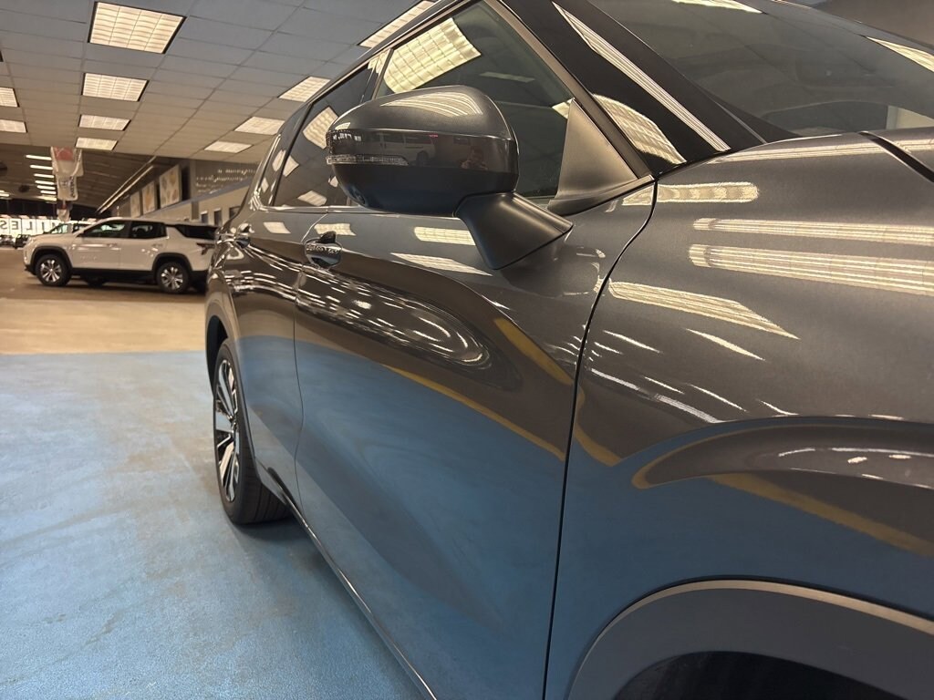 Used 2025 Mitsubishi Outlander SEL SUV