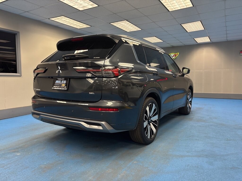 Used 2025 Mitsubishi Outlander SEL SUV