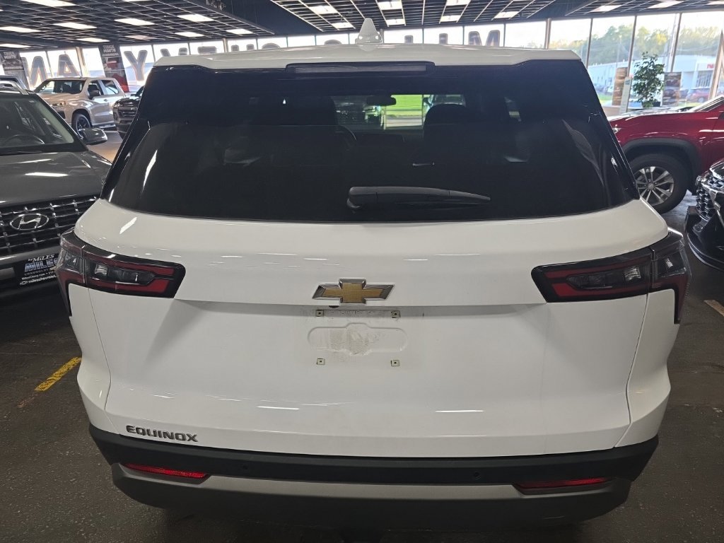 2025 Chevrolet Equinox LT - Photo 3