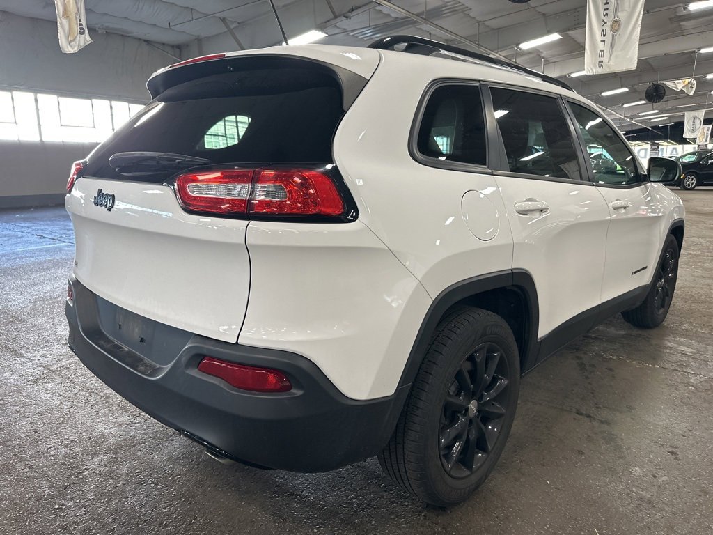2014 Jeep Cherokee Altitude photo 3